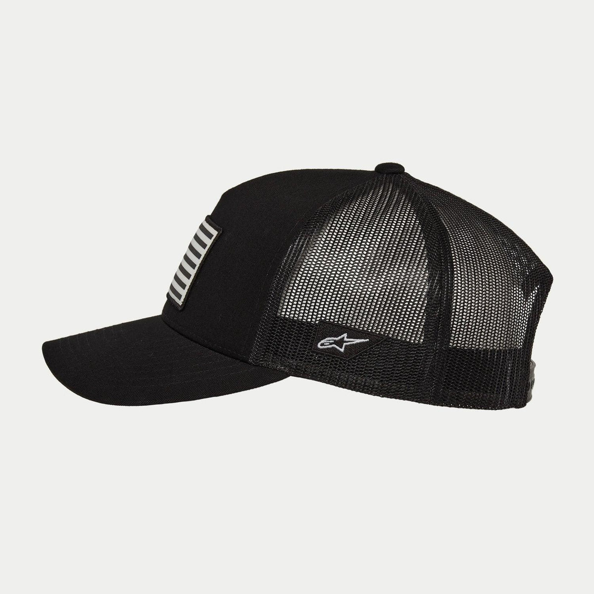 Flag Snapback Pet