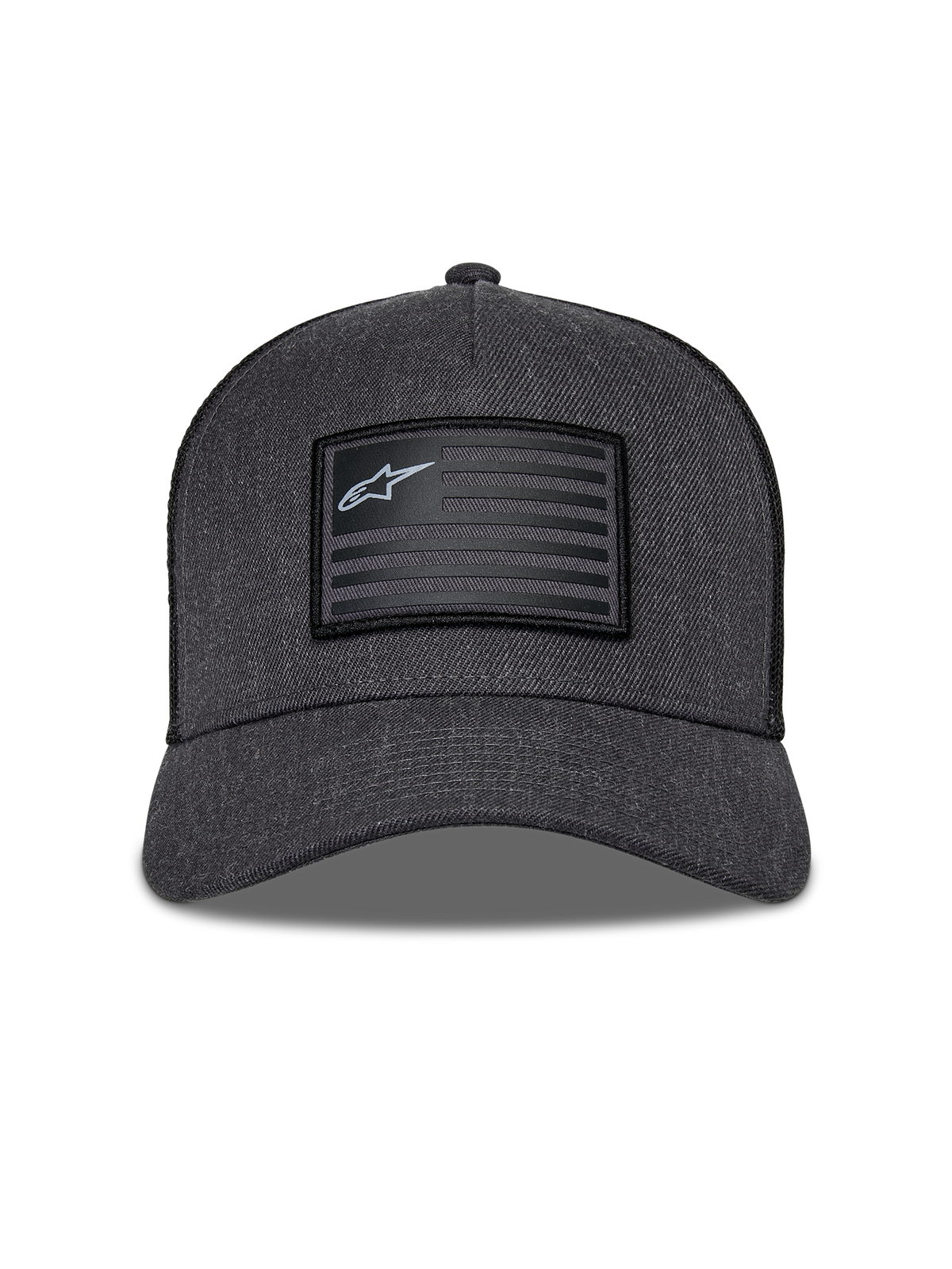 Alpinestars Flag Snapback pet, Charcoal Heather en zwart, vooraanzicht met een gestructureerde kroon en gebogen klep, rechthoekige patch in vlagstijl met Alpinestars-logo en strepen, casual motorsport streetwear