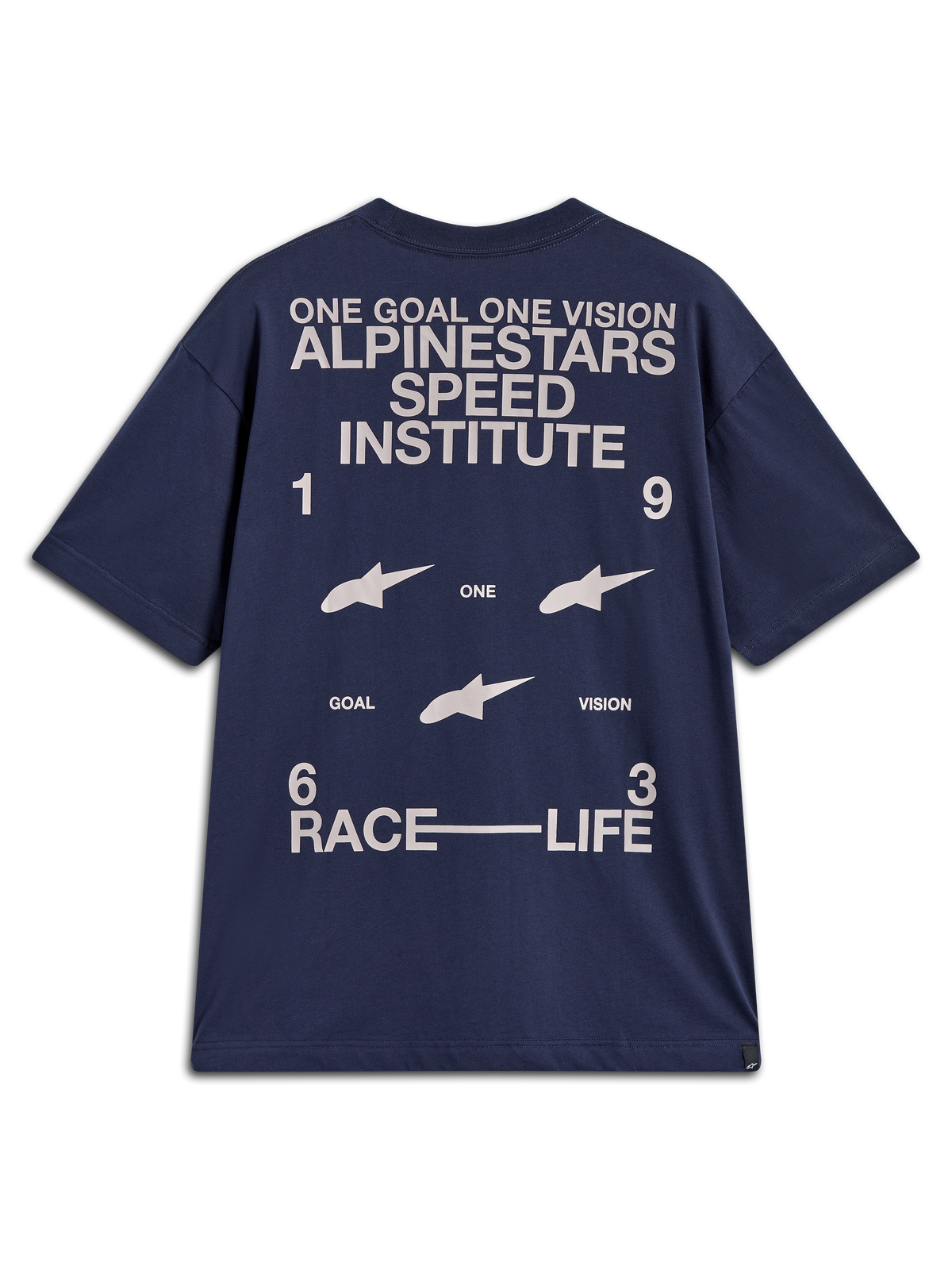 Alpinestars Institute Oversized SS CSF Tee, oversized donkerblauw t-shirt met korte mouwen, witte racegraphics op de rug met de tekst One Goal One Vision en Race Life, motorsportgeïnspireerd.