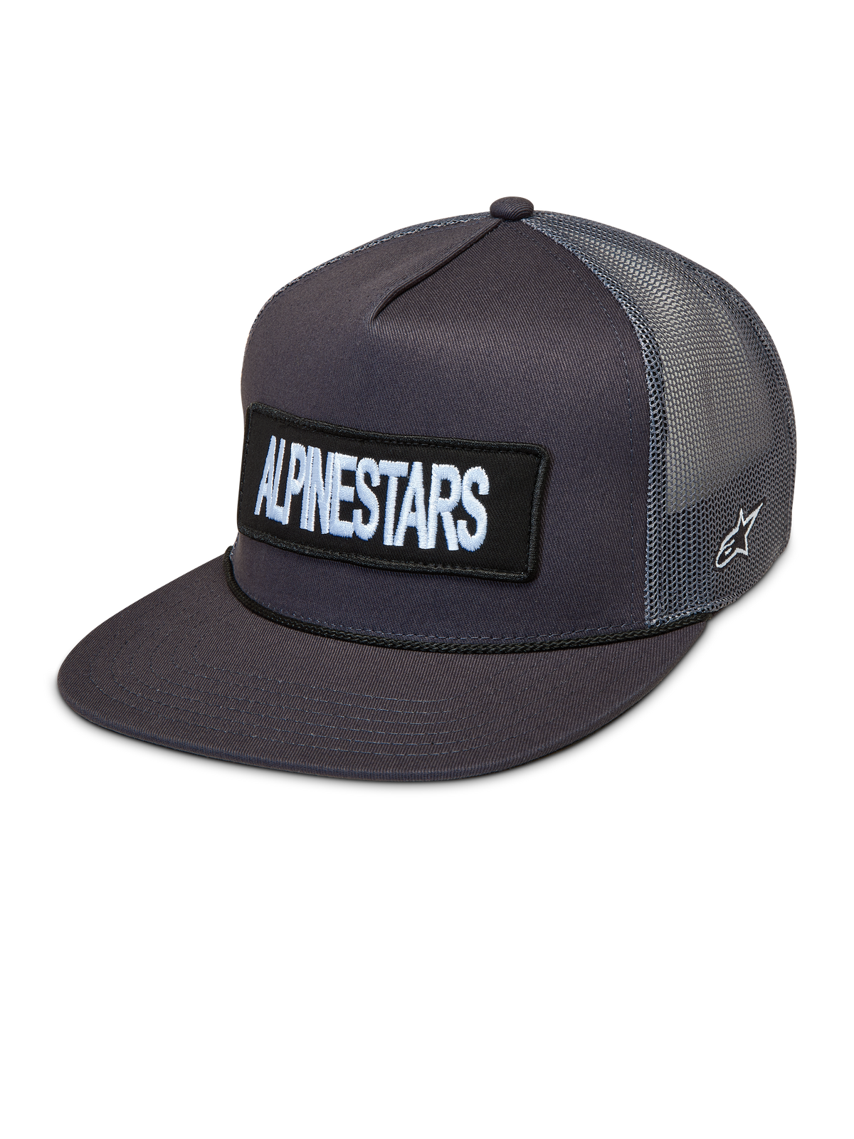 Alpinestars Ten Trucker pet, donkergrijze pet met platte klep, geborduurde logopatch en ademende mesh panelen.