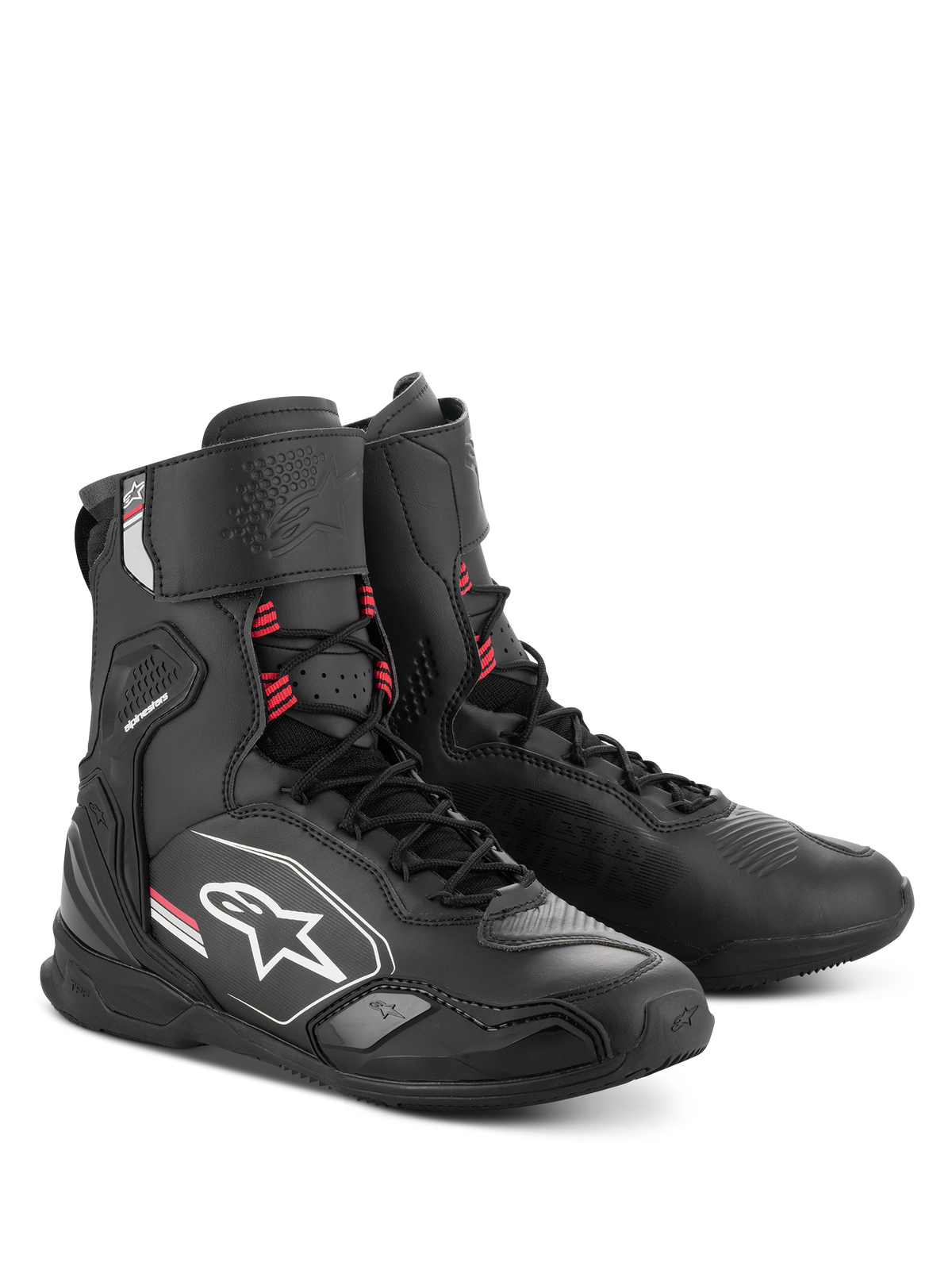 Alpinestars Superfaster schoenen, motorschoenen, zwart grijs felrood, hoog profiel met geïntegreerde scheenbeen- en enkelbescherming, snelvetersysteem, strak atletisch ontwerp met Alpinestars-logo