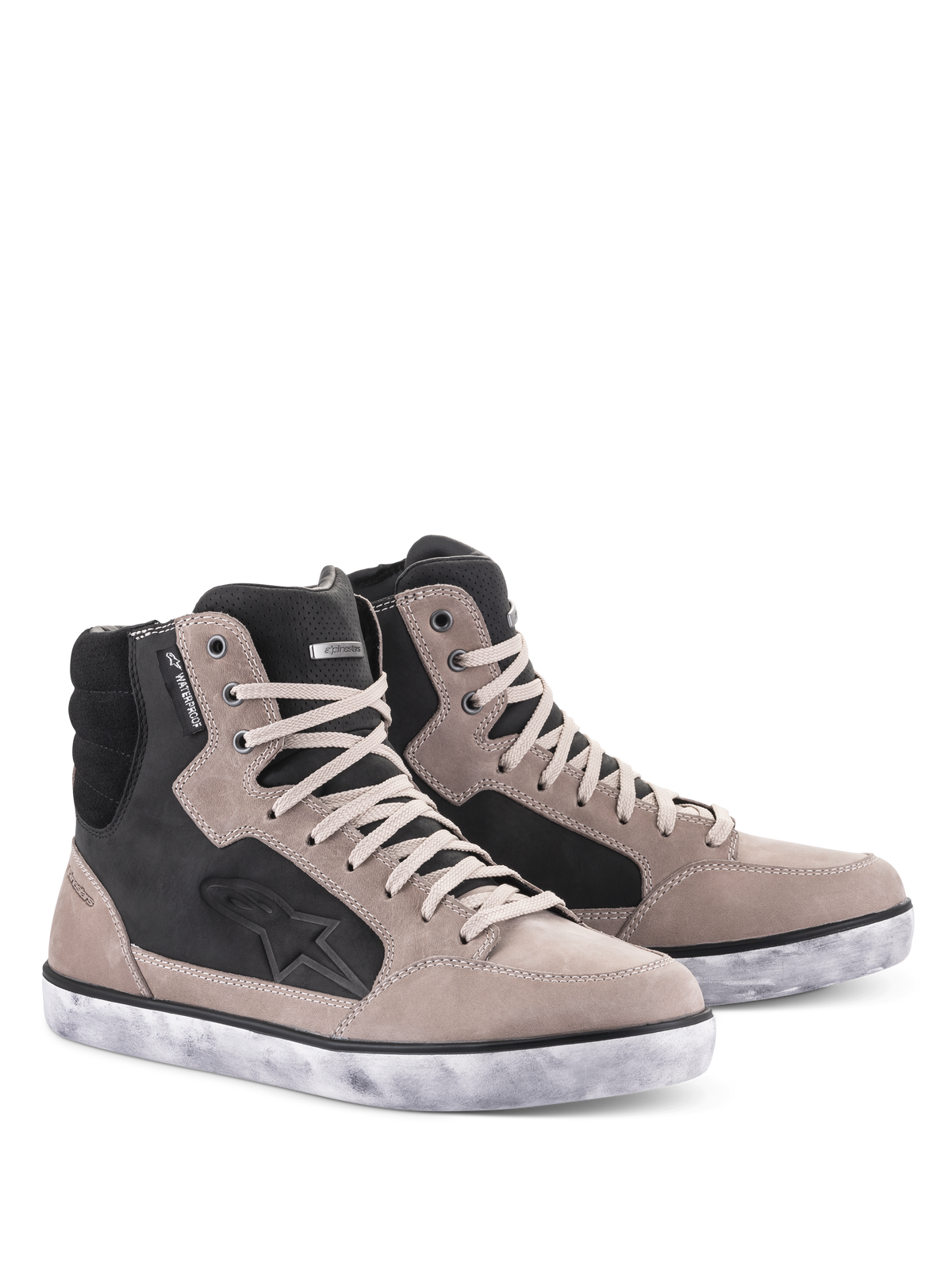 Alpinestars J-6 Waterproof schoen, motorschoenen, Black Flint en wit, high-top sneaker-ontwerp met verweerde witte zool, bovenwerk van suède en leer voorzien van een ster-logo en waterdicht label, urban motorschoeisel