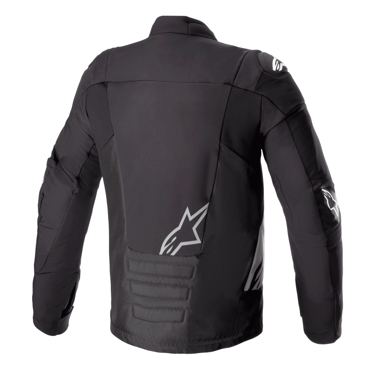 Alpinestars SMX Waterproof jas, Black Dark Gray, achteraanzicht, met wit Alpinestars-logo op de onderrug en schouder, gewatteerd gedeelte op de onderrug, technische textiel- en softshell motorjas
