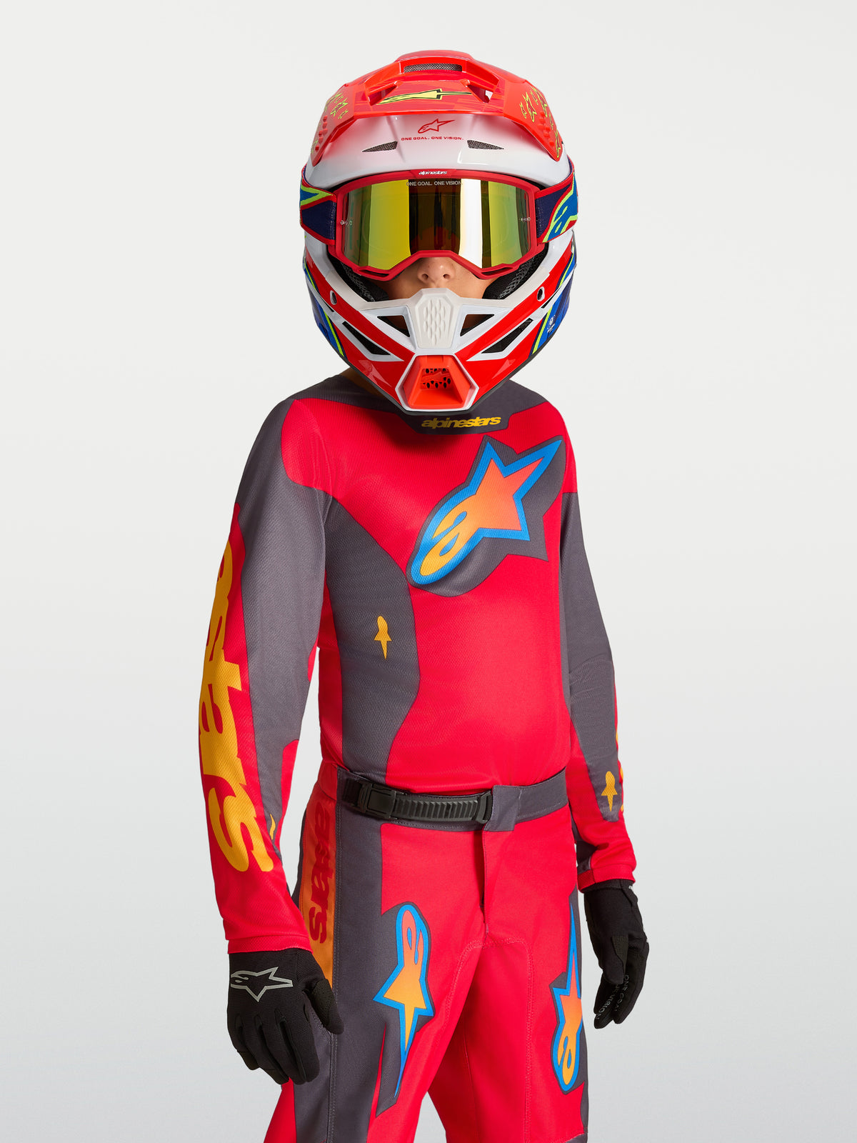 Alpinestars Jeugd Fluid Hunt Jersey 2027, rood en grijs, vochtafvoerende motorcrossjersey voor jonge rijders.