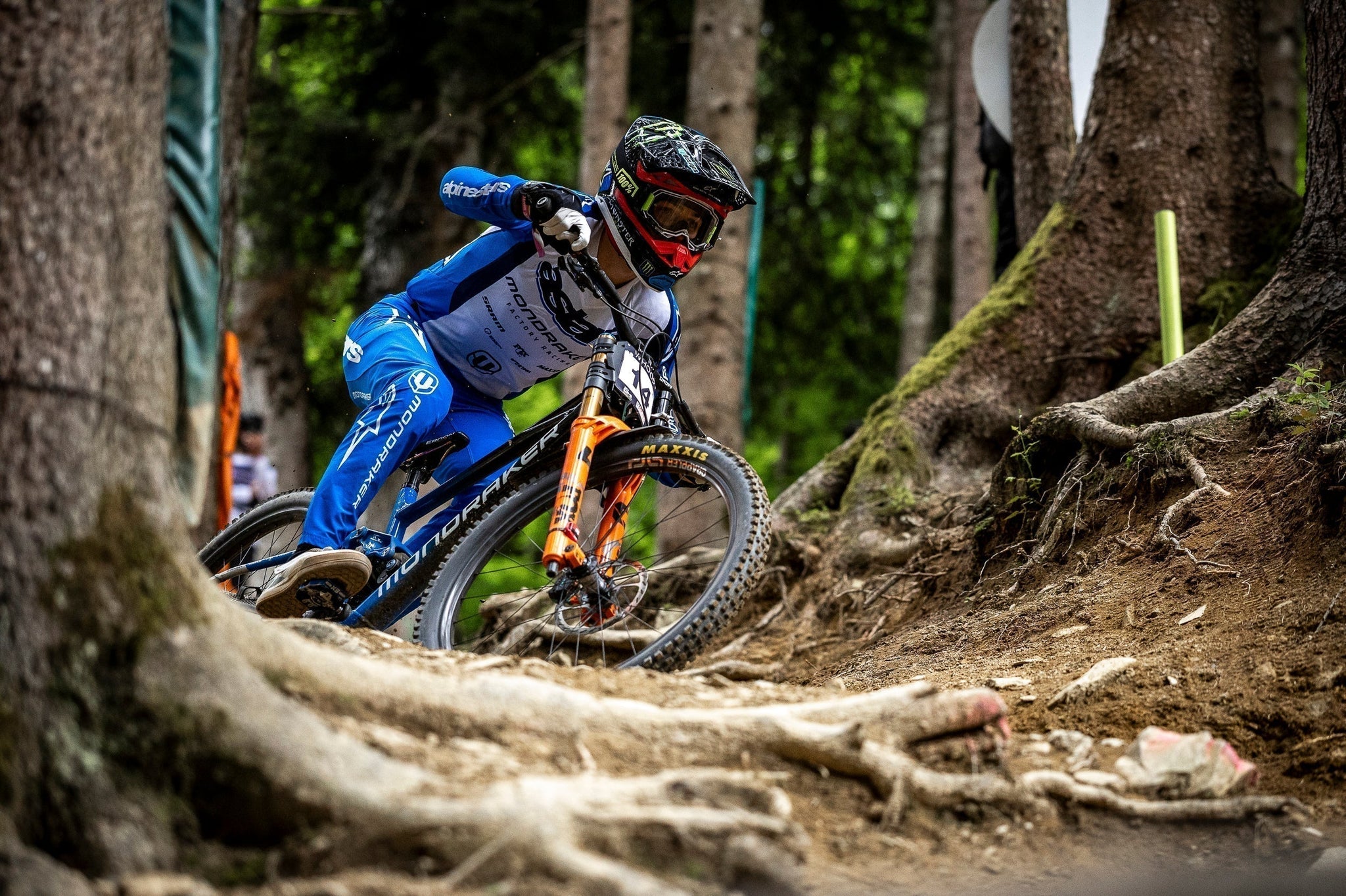 MTB-beschermingsgids: wat je echt nodig hebt voor downhill-trails