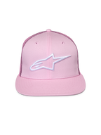 Alpinestars Corp Trucker pet, roze, met wit geborduurd logo op de voorzijde, platte klep en gestructureerde kroon, mesh achterpanelen, casual motorsport hoofdbedekking