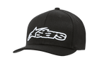 Alpinestars Blaze Flexfit pet, zwarte baseballcap met wit 3D geborduurd logo, gebogen klep, gestructureerde kroon met zes panelen en ventilatie-oogjes, casual motorsport-hoofdbedekking