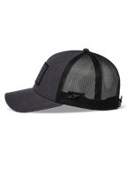 Alpinestars Flag Snapback pet, Charcoal Heather en zwart, zijaanzicht, gebogen klep met een gestructureerde kroon, voorzijde van twill en achterzijde van zwart poly mesh, kleine Astars-logopatch aan de zijkant, casual motorsport hoofdbedekking