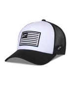 Alpinestars Flag Snapback pet, wit en zwart, gestructureerde kroon met gebogen klep, wit voorpaneel en zwart mesh achterpaneel, voorzien van een rechthoekige logo-patch in vlagstijl, casual motorsport-geïnspireerde hoofdbedekking