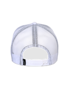 Alpinestars Flag Snapback pet, wit, achteraanzicht met ademende witte mesh panelen, verstelbare snapback-sluiting en klein zwart logo-label, klassiek truckerpet-ontwerp.