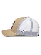 Alpinestars Cali 2.0 hoed, sportswear trucker pet in zand en wit met mesh achterkant, gebogen klep en twill voorkant.