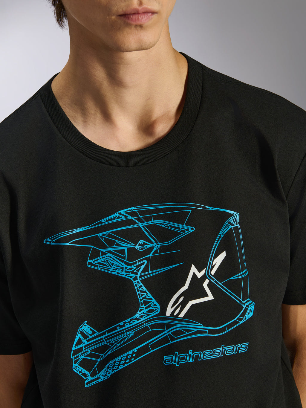 Alpinestars CSF Tee, T-shirt met korte mouwen, zwart, blauwe motorcrosshelm graphic met wit sterlogo, casual motorsport streetwear