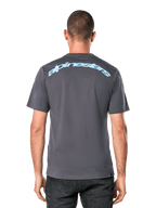 Alpinestars Horizon CSF Tee, T-shirt met korte mouwen, antracietgrijs, achteraanzicht met een lichtblauw Alpinestars booglogo, casual sportkleding