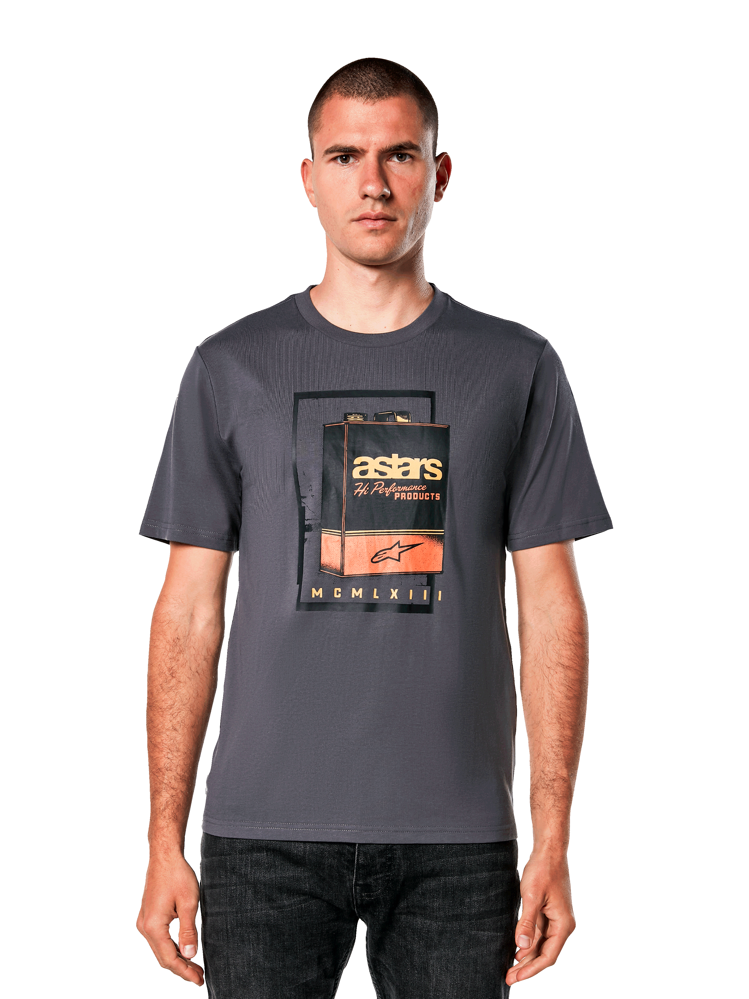 Alpinestars Galun CSF T-shirt, donkergrijs T-shirt met korte mouwen, vintage benzineblik grafische print met oranje en witte astars branding, casual motorsport-geïnspireerde streetwear