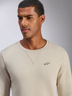 Alpinestars Positive Crew Sweatshirt, Off White, pullover met ronde hals, klein zwart ster-logo op de borst, V-stiksel detail bij de halslijn, casual motorsport-geïnspireerde lifestyle kleding