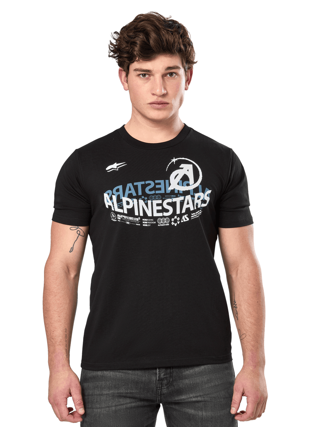 Alpinestars Semicircle CSF Tee, zwart T-shirt met korte mouwen, wit en blauw gebogen Alpinestars-grafisch ontwerp op de borst, casual motorsport streetwear