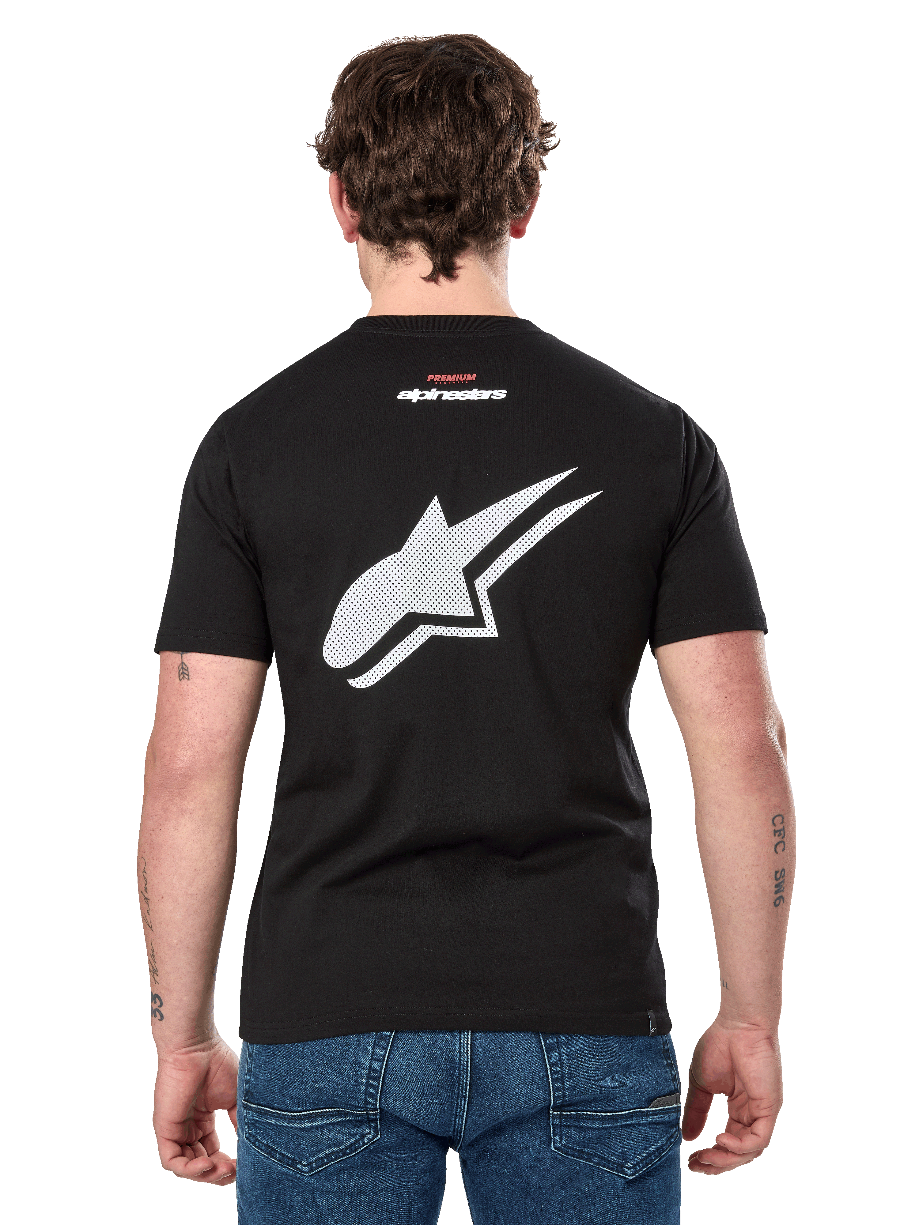 Alpinestars Formulate CSF Tee, T-shirt met korte mouwen, zwart, achteraanzicht met groot wit geperforeerd Astars-logo en kleine Alpinestars-branding, casual motorsport-geïnspireerde sportkleding
