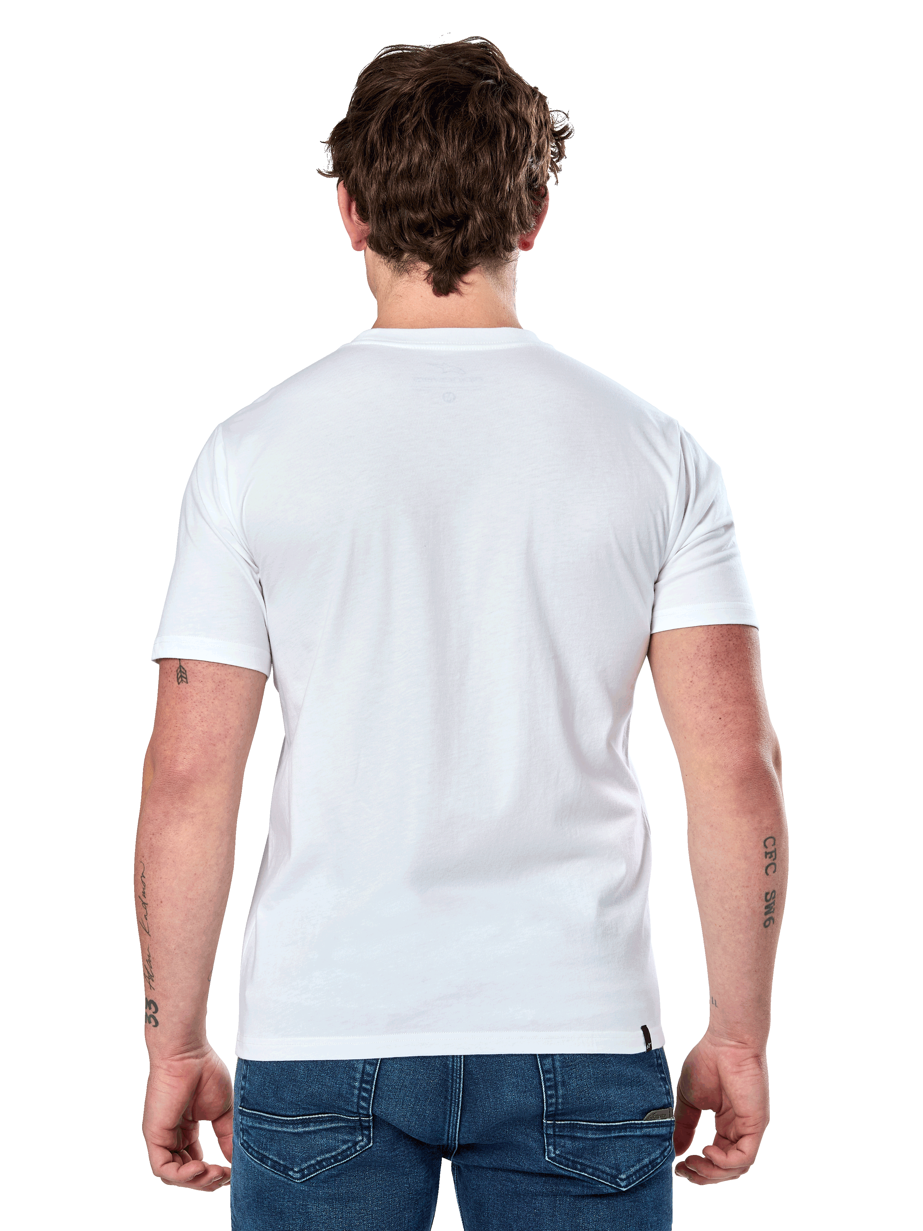 Alpinestars Dot Carbon Csf Tee, T-shirt met korte mouwen, wit, achteraanzicht op model, gedragen met blauwe denim jeans, casual motorsport streetwear