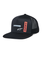 Alpinestars Alter Trucker Hat, zwarte truckerpet met gestructureerde kroon en platte klep, ademende meshrug, met een horizontale grijze reflecterende streep, wit A-star logo en een verticale oranje astars-graphic, casual motorsport-geïnspireerde streetwear