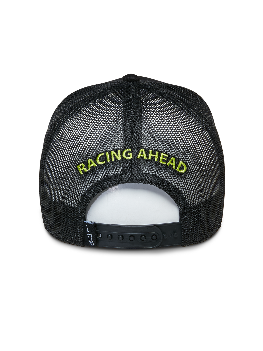 Alpinestars Exceed Trucker Hat, zwarte truckerpet, achteraanzicht met mesh panelen en snapback-sluiting, limegroen 'RACING AHEAD' borduursel, casual motorsport-geïnspireerde hoofdbedekking