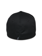 Alpinestars Share pet, zwart, achteraanzicht met gesloten flex-back constructie, klein wit Astars-logo op de achternaad, casual motorsport-geïnspireerde streetwear