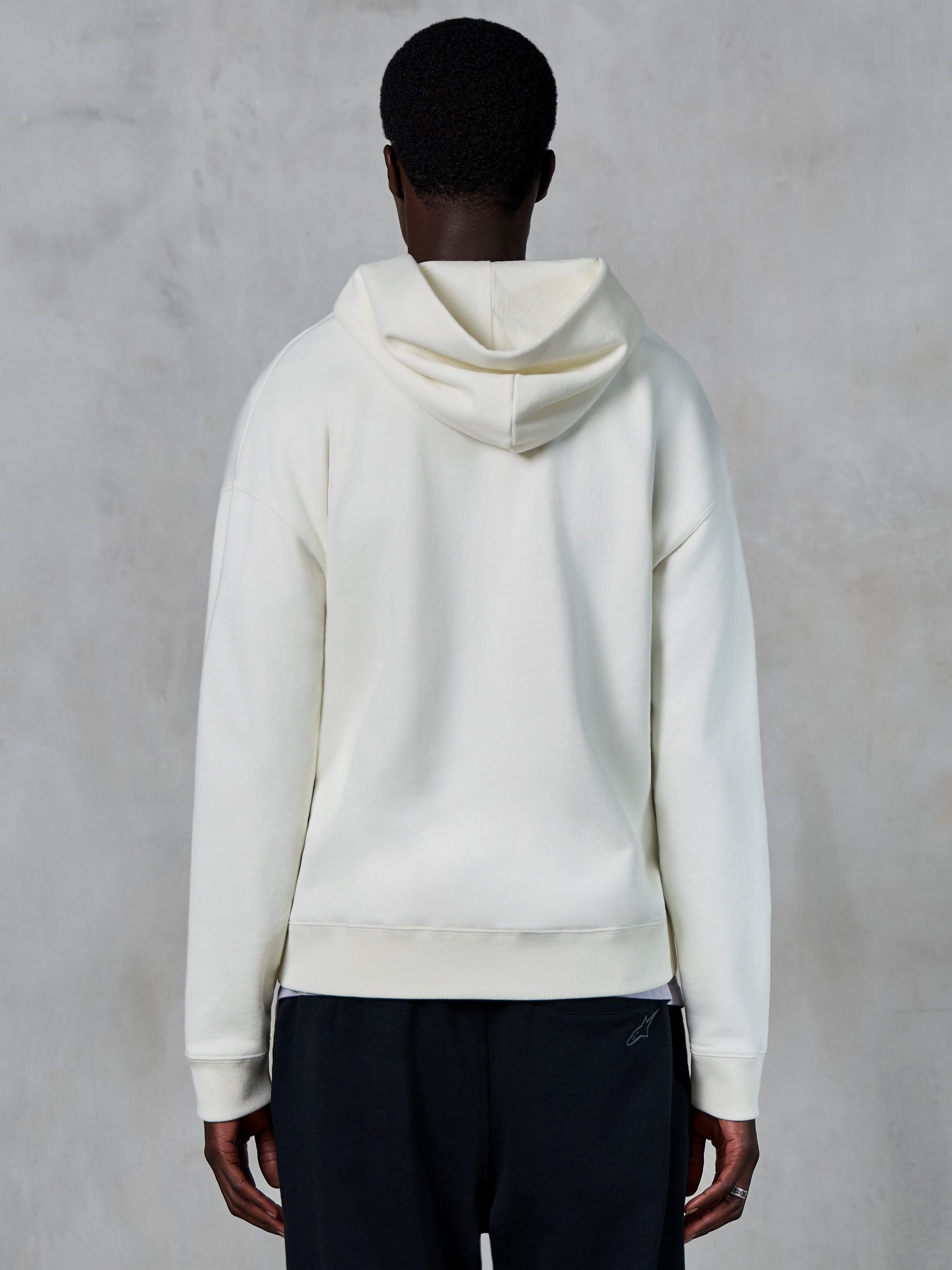 Alpinestars Essentials Ageless Zip Hoodie, achteraanzicht, Off White, casual streetwear, premium compact fleece, ontspannen pasvorm, geribbelde boorden en zoom, strak minimalistisch design
