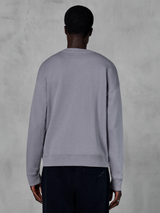 Alpinestars Essentials Ageless Crew, crewneck sweatshirt, zilver, achteraanzicht, premium compacte fleece, relaxte pasvorm met geribbelde zoom en manchetten, casual motorsport streetwear