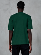 Alpinestars Essentials Ageless SS Tee, T-shirt met korte mouwen, Pine Green, achteraanzicht op model, relaxed fit, biologisch katoen, casual motorsport-geïnspireerde streetwear