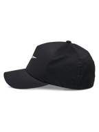 Alpinestars Ageless Reflex Waterproof pet, zwart, zijaanzicht van een pet met gebogen klep en een gestructureerde kroon, voorzien van een reflecterend Astars-logo en waterdichte technische stof, casual performance hoofdbedekking