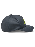 Alpinestars Ride Sonic pet, zijaanzicht, antracietgrijs met hi-vis geel 3D geborduurd logo, gebogen klep en gestructureerde kroon, casual motorsport hoofdbedekking van stretch keperstof