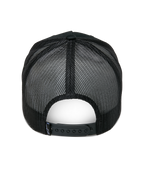Alpinestars Ageless Trucker pet, zwart, achteraanzicht, voorzien van zwarte mesh achterpanelen, verstelbare snapback-sluiting en klein Astars-logo label op de achterzijde, casual motorsport-geïnspireerde pet