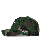 Alpinestars Ageless Multi pet, groene camouflage baseballcap, gebogen klep met gestructureerde kroon, wit Astars-logo op de voorkant en zijkant, casual motorsport streetwear