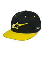 Alpinestars Thickness Snapback Pet, zwarte en felgele snapback cap, gestructureerde kroon met 3D-geborduurd Astars-logo, platte gele klep, gele oogjes, casual motorsport hoofdbedekking