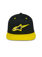 Alpinestars Thickness Snapback Pet, pet met platte klep en gestructureerde kroon, zwart met felgele klep en oogjes, 3D-geborduurd Astars-logo op de voorkant, casual motorsport streetwear