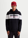 Alpinestars Cubic hoodie, heren-sportswearpullover van fleece, zwart en wit kleurgeblokt ontwerp met opvallend Alpinestars Racing Ahead logo op de borst, voorzien van een capuchon met trekkoord en kangoeroezak, casual lifestyle kleding voor naast de motor.