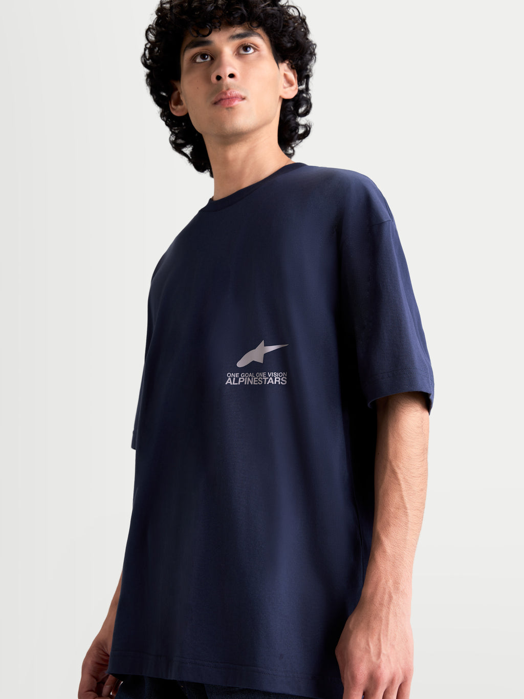 Alpinestars Institute Oversized SS CSF Tee, herensport-T-shirt met korte mouwen, donkerblauw, relaxte oversized pasvorm met Alpinestars-logo op de borst, mix van katoen en polyester