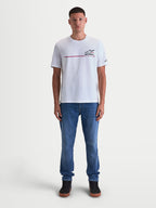 Alpinestars P1 CSF T-shirt, wit t-shirt met korte mouwen, herenmodel met wit shirt met motorsport race-streep logografiek op de borst, casual sportswear voor dagelijks comfort.
