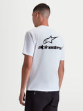 Alpinestars Combo Back CSF t-shirt, heren-t-shirt met korte mouwen, wit met een groot zwart Astars-logo op de achterzijde, achteraanzicht op model, casual sportswear.