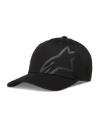 Alpinestars Maze Hoed, zwarte sportswear pet van keperstof met een gestructureerd Astars-logo en gebogen klep.