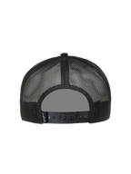 Alpinestars Ten Trucker pet, zwart, met ademend mesh en verstelbare snapback-sluiting, casual sportswear.