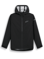 Alpinestars Kascade Regenjas, zwarte regenjas, waterbestendige 2.5L-stof met getapete naden, vaste capuchon, gecoate omgekeerde spiraalrits, klittenbandsluitingen bij de manchetten, wit Alpinestars-sterlogo op de borst en merkaanduiding op de mouw, casual regenkleding