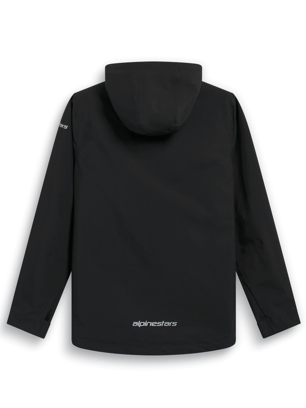Alpinestars Kascade regenjas, achteraanzicht, zwarte waterbestendige regenjas, vaste capuchon, zilveren Alpinestars-woordmerk op de onderrug, lange mouwen, hoogwaardig outdoor- en op de motorsport geïnspireerd ontwerp