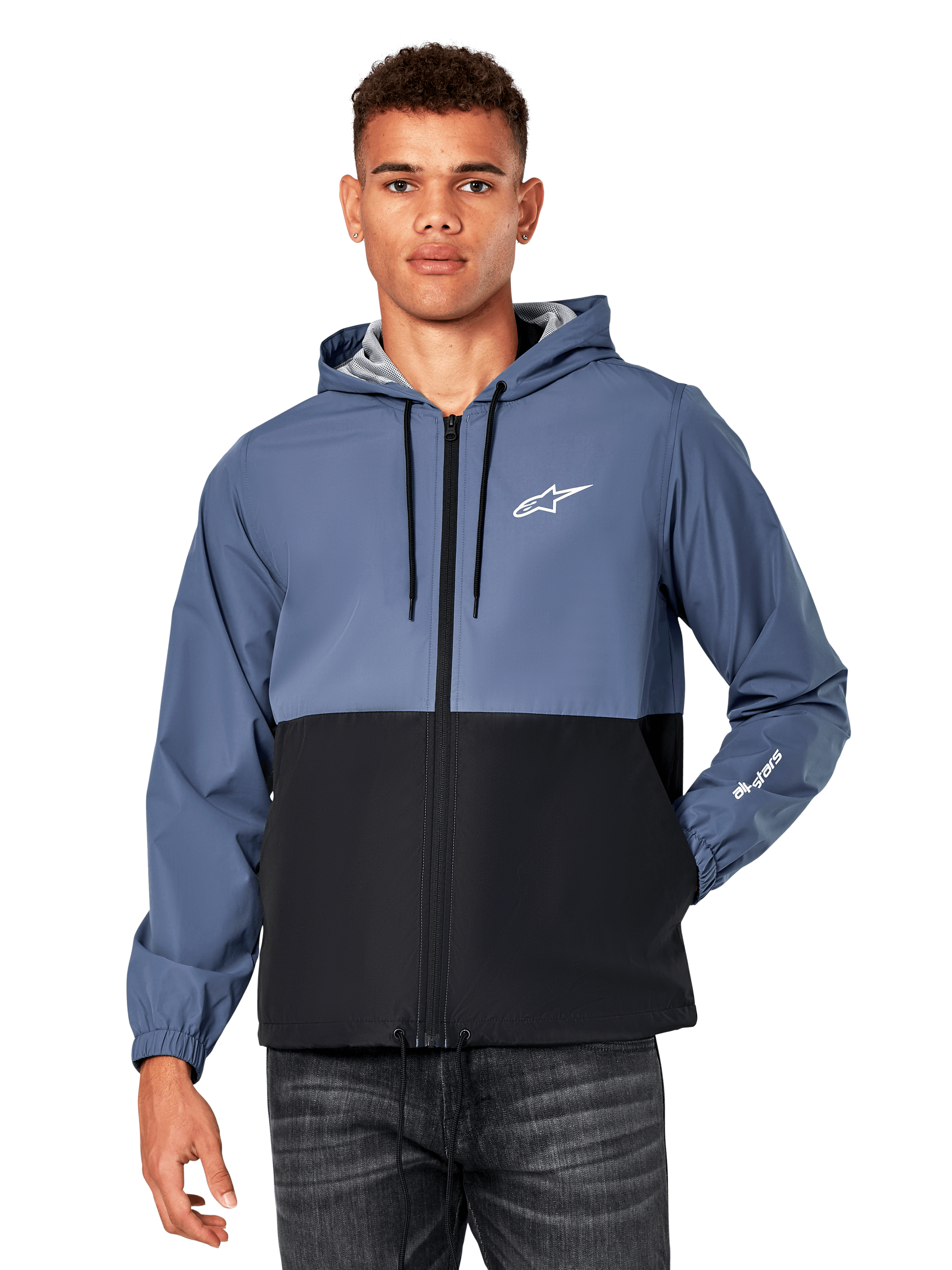 Alpinestars Speeder Windbreaker Jacket, casual windbreaker met capuchon, kleurgeblokt ontwerp in Slate Blue en zwart, wit Astar-logo op de borst en merkopdruk op de mouw, ritssluiting aan de voorzijde en capuchon met trekkoord, lichtgewicht mesh voering