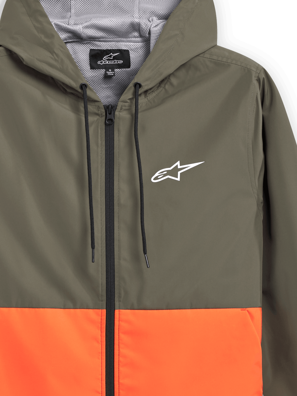 Alpinestars Speeder Windbreaker Jas, lichtgewicht windbreaker met capuchon, kleurvlakkenontwerp in Military Orange en groen, wit Alpinestars-logo op de borst, met mesh gevoerde capuchon met zwarte trekkoorden, casual sportswear