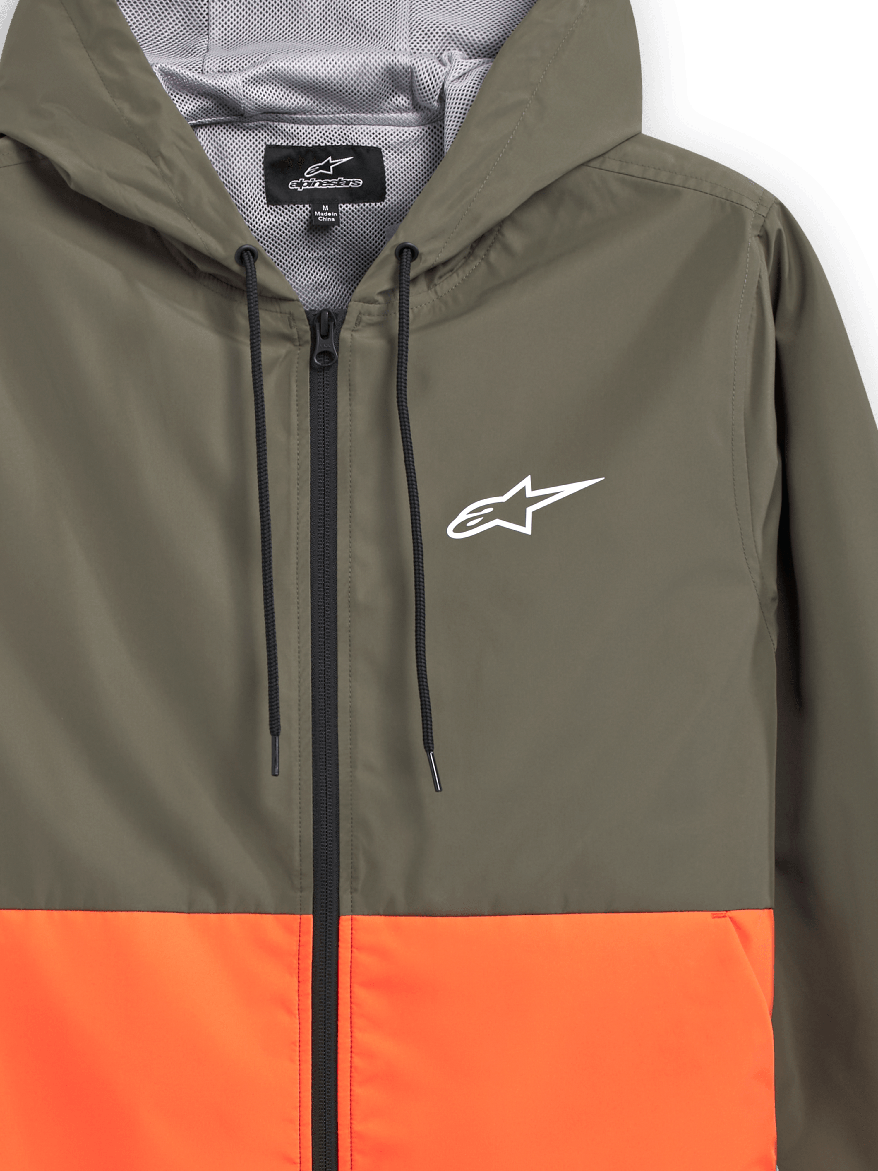 Alpinestars Speeder Windbreaker Jas, lichtgewicht windbreaker met capuchon, kleurvlakkenontwerp in Military Orange en groen, wit Alpinestars-logo op de borst, met mesh gevoerde capuchon met zwarte trekkoorden, casual sportswear