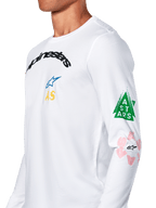Alpinestars Brundo CSF Tee, T-shirt met lange mouwen, wit, met meerkleurige graphics op de borst en mouwen, groene driehoek en roze logo-details, casual motorsport sportkleding