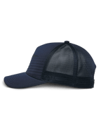 Alpinestars Delane pet, marineblauw, zijprofiel van een gestructureerde baseballpet met een gebogen klep, voorzien van een hybride jersey voorkant met horizontale stiksels en een diamond mesh achterkant, casual performance sportswear