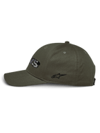 Alpinestars Canyon pet, zijaanzicht, militair groen, gebogen klep met gestructureerde kroon, katoenen keperstof, voorzien van een zwart geborduurd logo aan de zijkant, casual motorsport streetwear