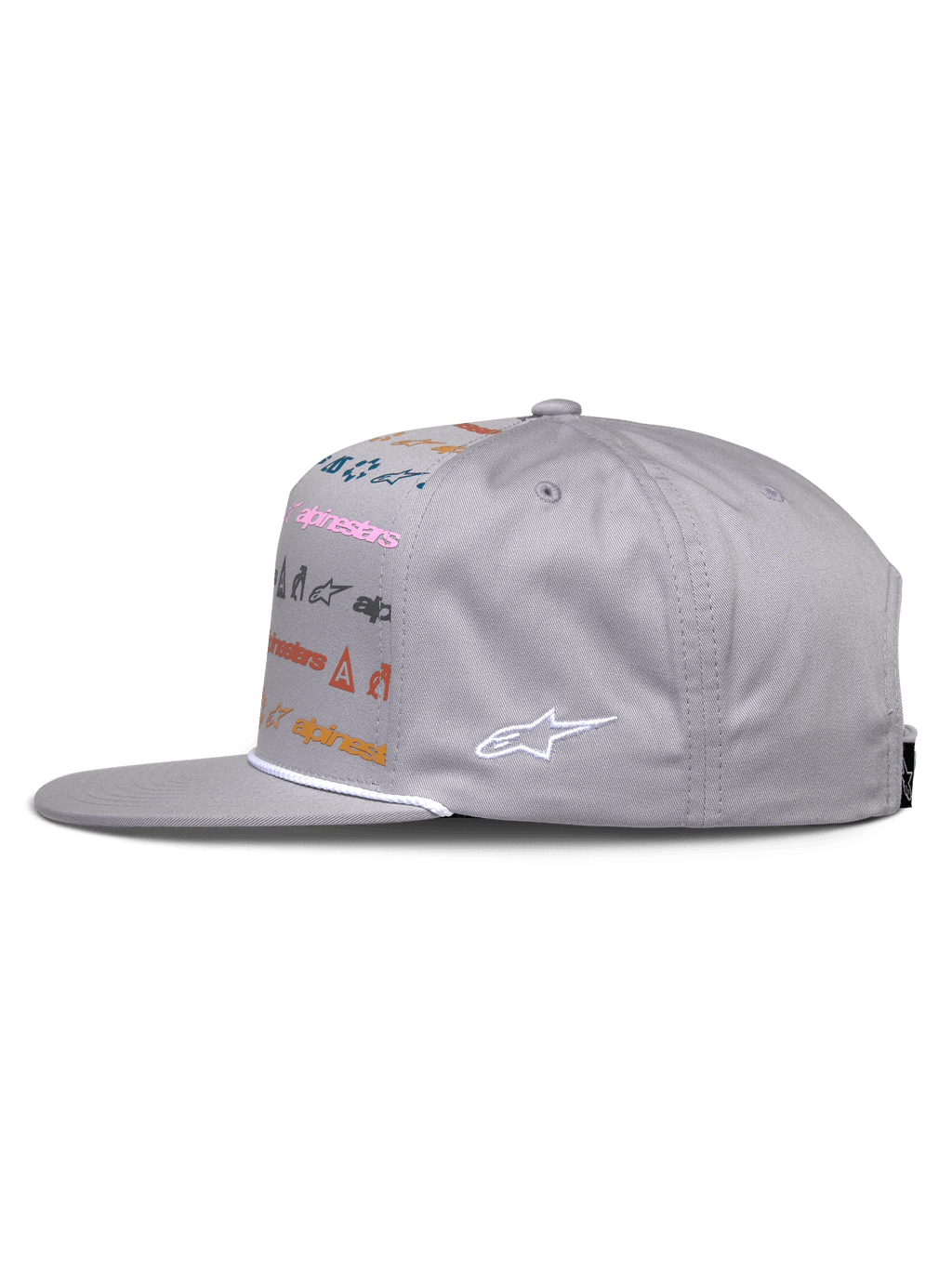 Alpinestars Glphy pet, grijze snapback pet, zijaanzicht, platte klep met witte touwafwerking, meerkleurige logo-opdruk op de voorzijde en wit geborduurd logo op de zijkant, casual motorsport streetwear