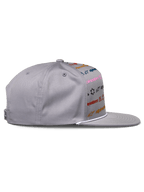 Alpinestars Glphy pet, grijs, snapback met platte klep en meerkleurige logo-opdruk, witte touwafwerking aan de klep, gestructureerde kroon, casual motorsport-geïnspireerde pet